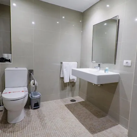 Ona Pearly Grey קיאו סלבאחה